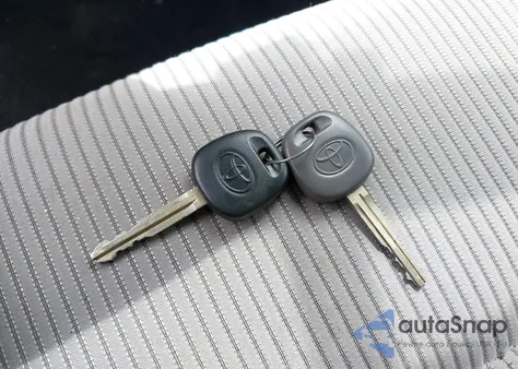 2013 Toyota Rav4 Le z USA, uszkodzony, nr VIN JTMBFREV3D5013513